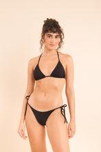 Load image into Gallery viewer, Model Front: Rio De Sol Set Set Bora-Black Tri-Inv Lacinho