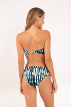Load image into Gallery viewer, Model Back: Rio De Sol Top Top Azule Sara