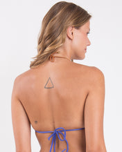 Load image into Gallery viewer, Image 05: Rio De Sol Top Top Malibu-Indigo Tri-Capri