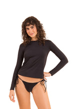 Load image into Gallery viewer, Model Front: Rio De Sol Top Nero Rash-Guard