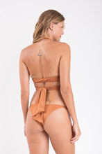Load image into Gallery viewer, Model Back: Rio De Sol Bottom Bottom Nocciola Cheeky-Fixa