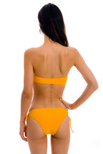 Load image into Gallery viewer, Model Back: Rio De Sol Bottom Bottom Uv-Pequi Madrid