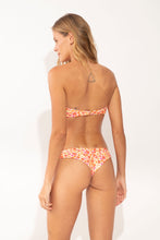 Load image into Gallery viewer, Model Back: Rio De Sol Bottom Bottom Ditsy-Butter Nice