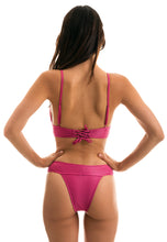 Load image into Gallery viewer, Model Back: Rio De Sol Top Top Cloque Lichia Tri Cos