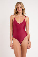 Load image into Gallery viewer, Model Front: Rio De Sol One-Piece Touch-Carmim Tina