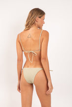 Load image into Gallery viewer, Model Back: Rio De Sol Top Top Brisa-Pistache Lia
