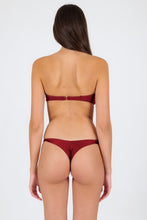 Load image into Gallery viewer, Model Back: Rio De Sol Set Set Shimmer-Divino Bandeau-Knot Nice-Fio
