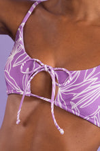 Load image into Gallery viewer, Image 12: Rio De Sol Top Top Trail-Purple Tank-Tie
