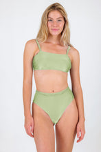 Load image into Gallery viewer, Model Front: Rio De Sol Set Set Oliva Bandeau-Reto Hotpants
