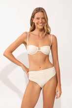 Load image into Gallery viewer, Image 06: Rio De Sol Top Top Malibu-Natural Zaya
