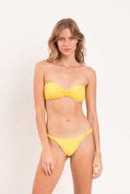 Load image into Gallery viewer, Image 09: Rio De Sol Set Set Amarelo Bandeau-Crispy Cheeky-Crispy
