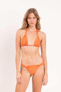 Model Front: Rio De Sol Set Set Dende Mel