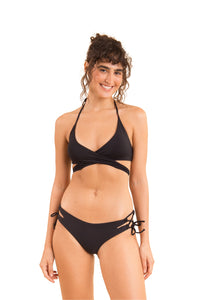 Model Front: Rio De Sol Set Set Dots-Black Kate Madrid