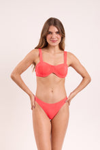 Load image into Gallery viewer, Model Front: Rio De Sol Set Set Malibu-Folia Amelia Essential-Comfy
